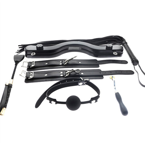ensemble de bondage bdsm kinky et étui de transport
