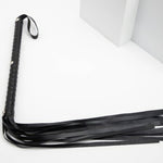 accessoire martinet bdsm